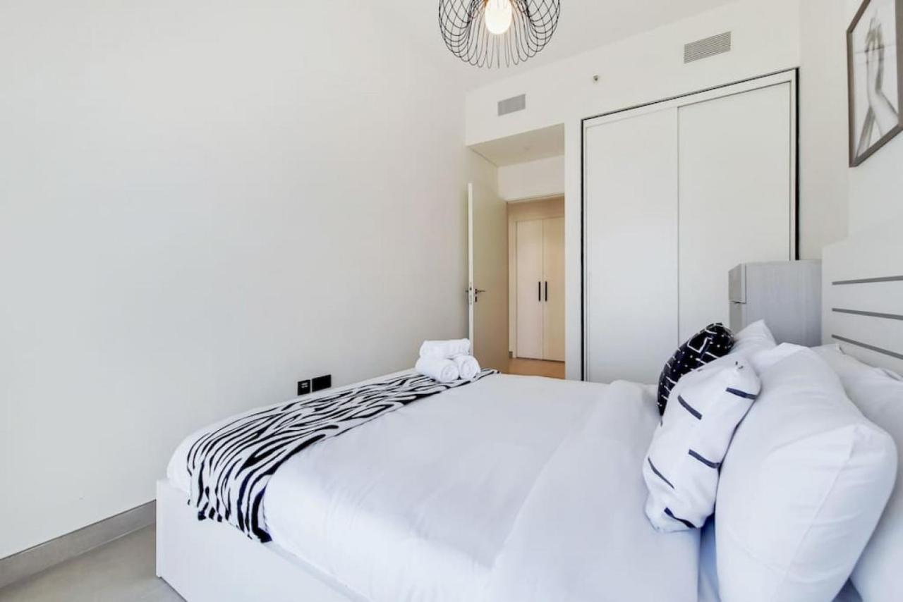 Collective Tower 1, Hills - Vacationer Apartment *