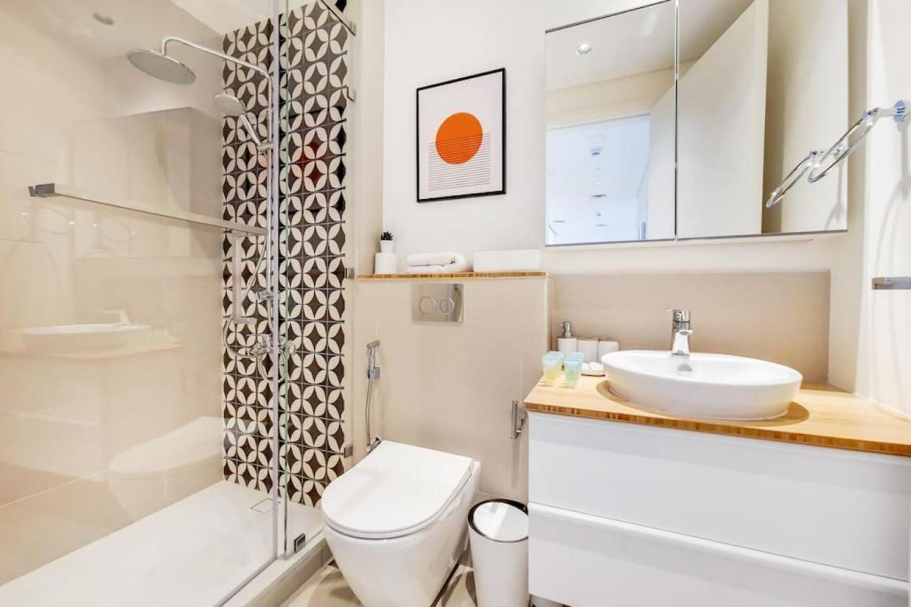 Collective Tower 1, Hills - Vacationer Apartment *